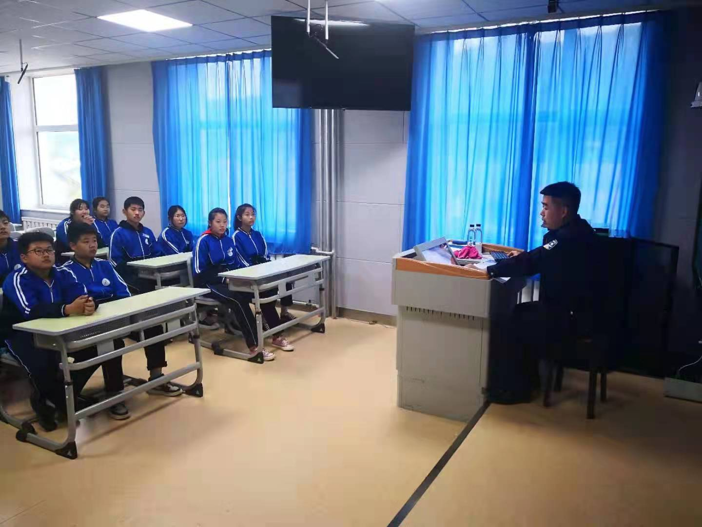 图片1.png 图片1.png